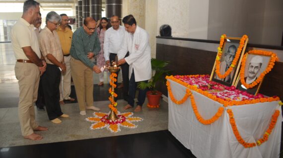 गांधी और शास्त्री जयंती पर एसजीपीजीआईएमएस में श्रद्धांजलि कार्यक्रम, स्वच्छ भारत मिशन पखवाड़ा भी सम्पन्न
