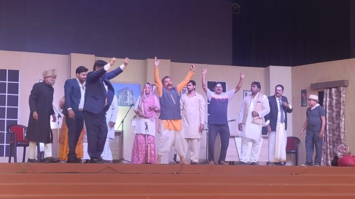 इंटीग्रल युनिवर्सिटी में किया गया ‘हेरिटेज ऑफ अवध‘ ट्रस्ट द्वारा ‘दरवाज़े खोल दो‘ का मंचन